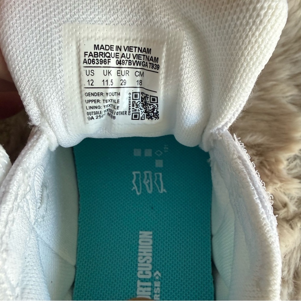 Converse Kids Shoes Size 12 - Picture 7 of 9